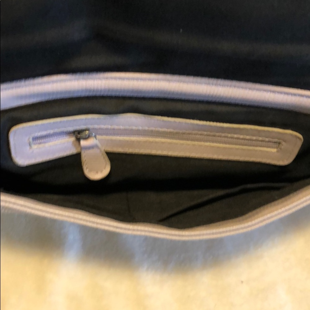 Mossimo Purse - Picture 3 of 4